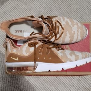 Nike Air Max Sequent 3